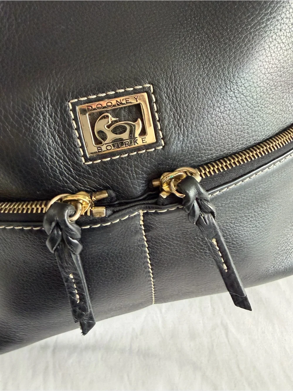 Dooney & Bourke  “Dillen” Black Leather Zip Top Dual Side Pockets Shoulder Bag